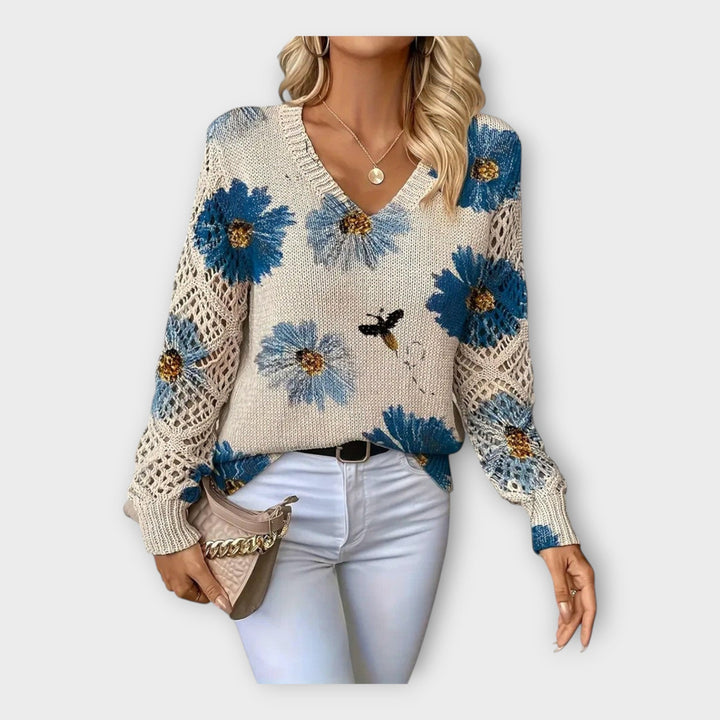 Pleteni Pulover s Čipkastim Detaljima