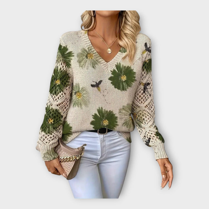 Pleteni Pulover s Čipkastim Detaljima