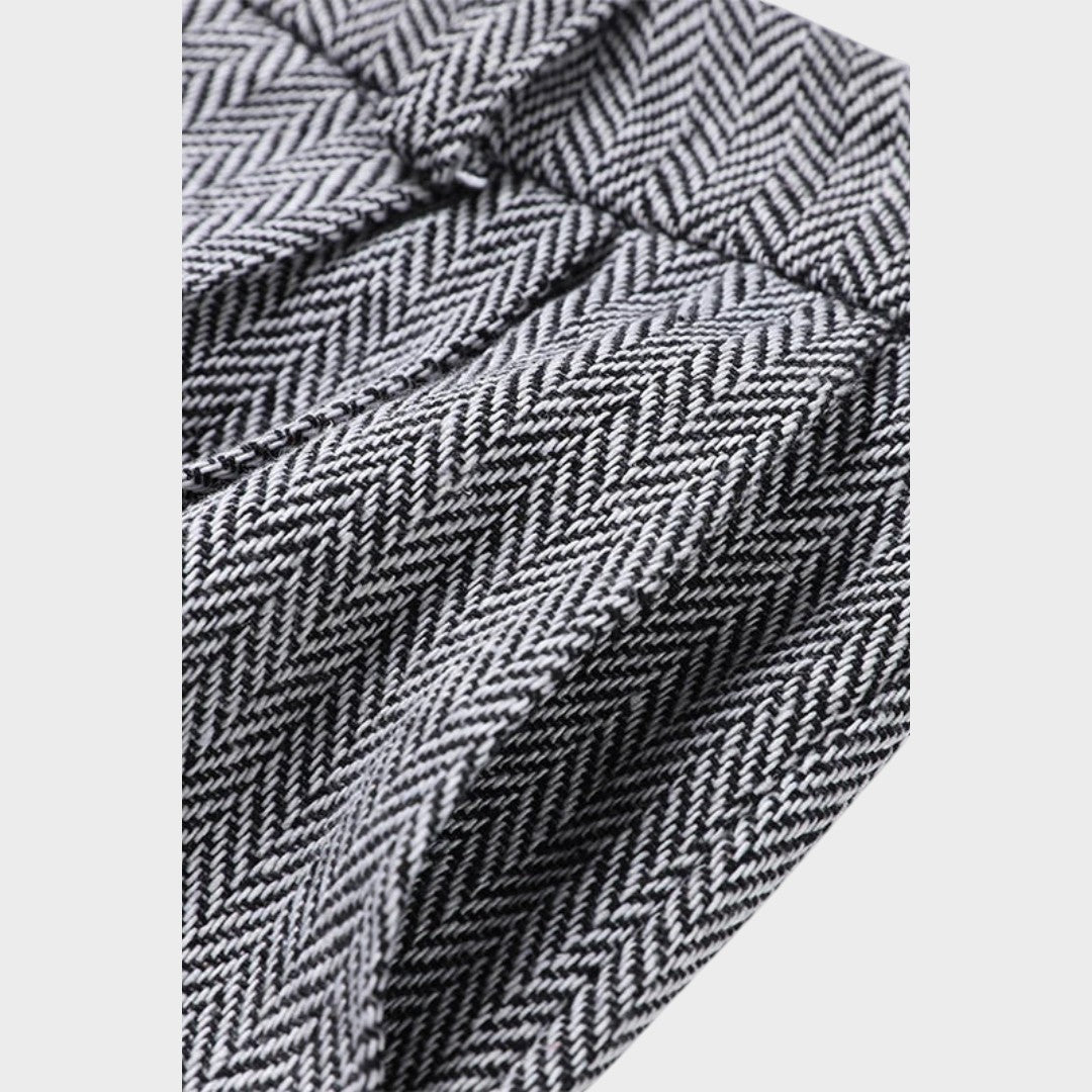 Karolina – Moćni Trodijelni Kostim