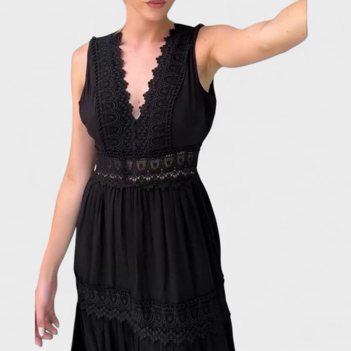 Elena - Elegantna Čipkasta Haljina s V-Izrezom