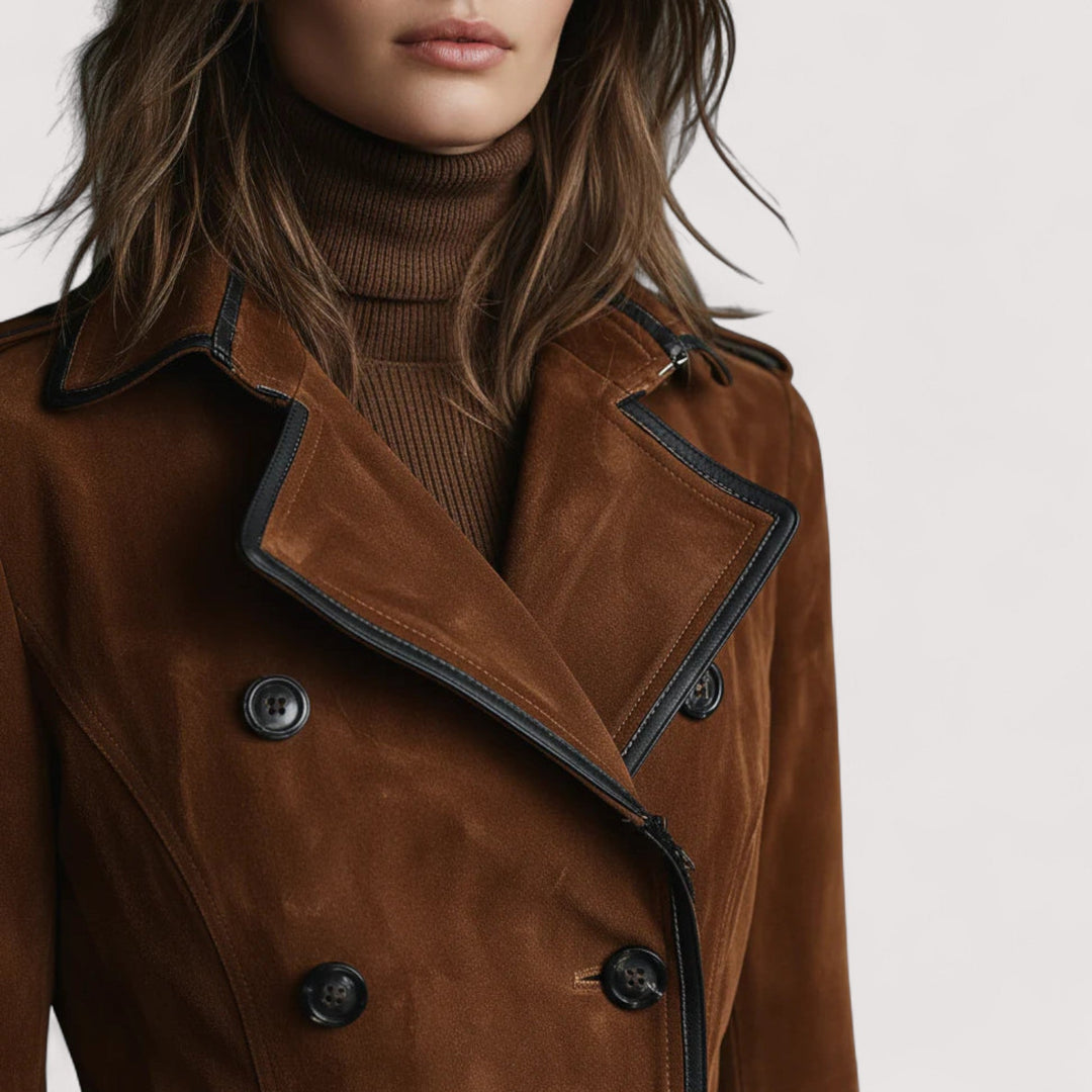 Siona | Dugački kaput s dvostrukim kopčanjem s detaljima od brušene kože i crnim rubovima